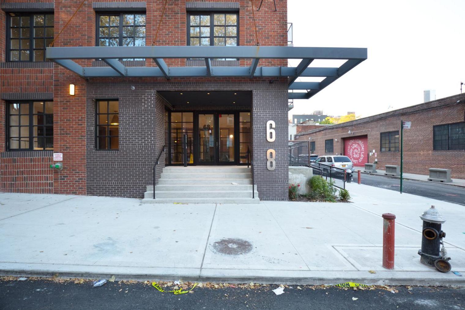 Dumbo 1br W Gym Roof Nr Timeout Building Nyc-958 Apartment *