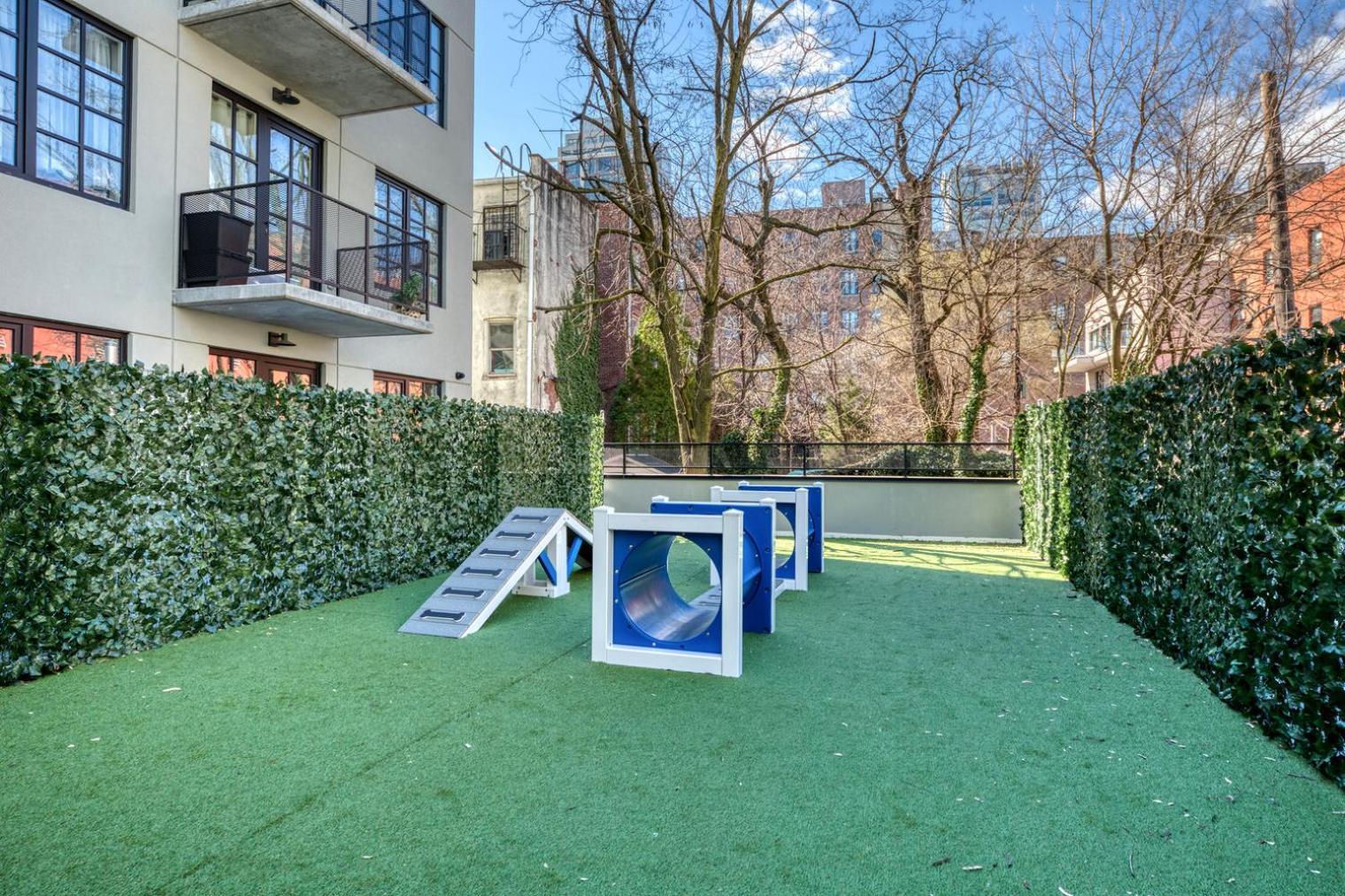 Dumbo 1br W Gym Roof Nr Timeout Building Nyc-958 Apartment *